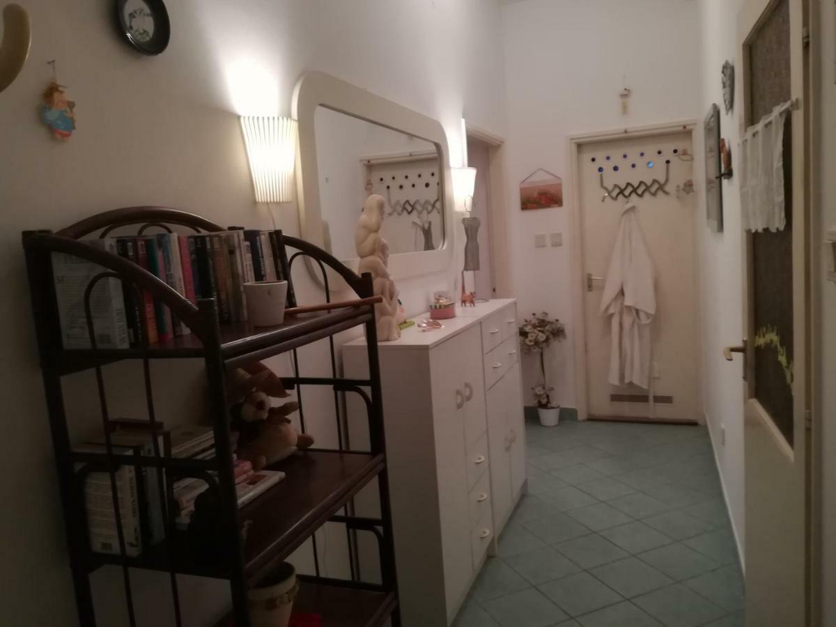 Violetta Apartmanlakas Heviz Ngoại thất bức ảnh